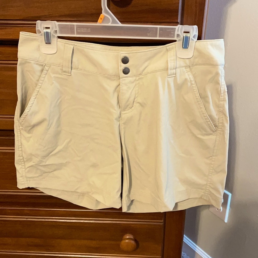 Columbia Shorts